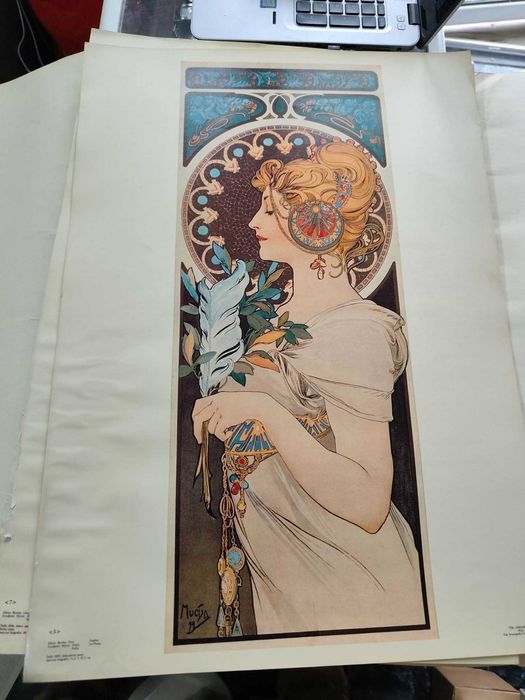 Плакати на известни картини на alfons mucha