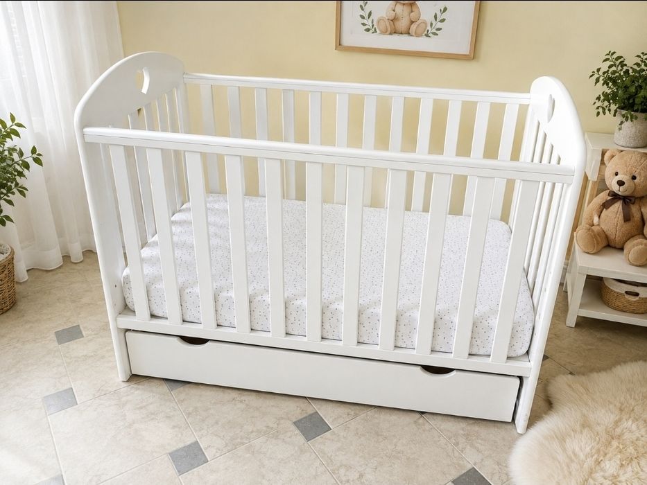 Pat din lemn pentru bebelusi si toddler
