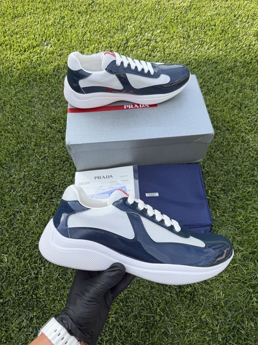 Sneakers Prada America’s Cup disponibil in doua culori