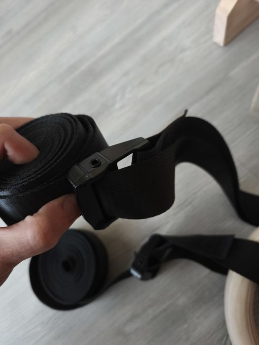 Дървени паралети и гимнастически халки с колани