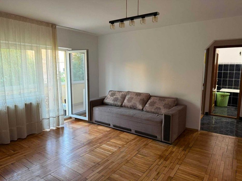 Apartament chirie cu 3 camere