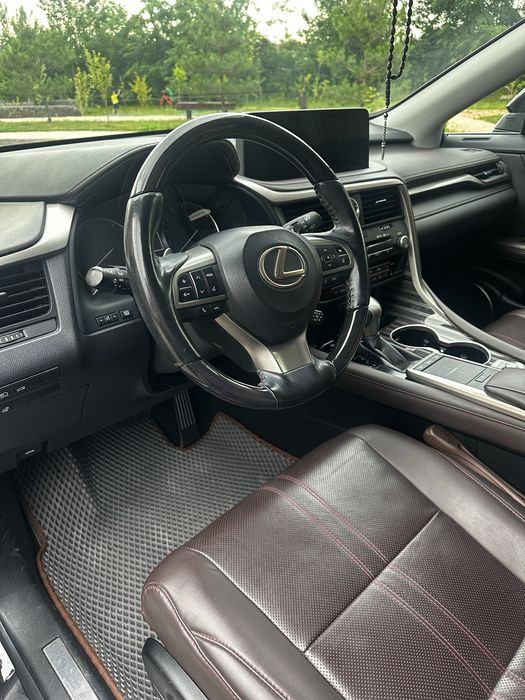 Lexus RX 350 с пробегом ; 2020 года