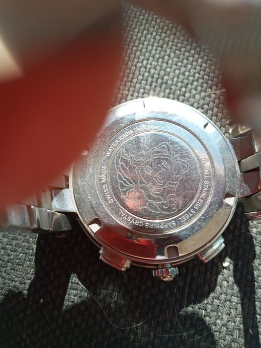 Продам ручные часы versace