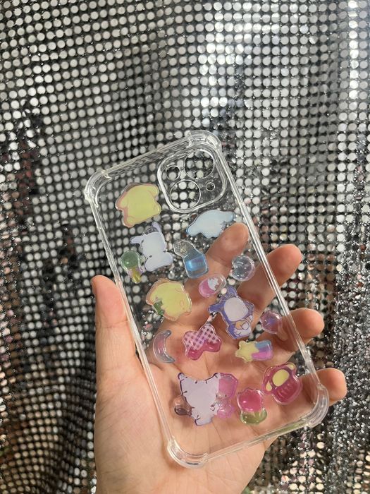 Продам чехол на айфон 13