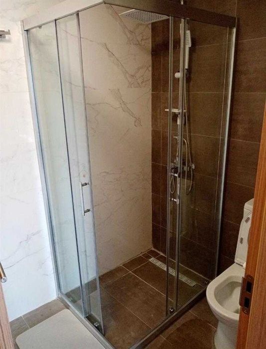 Дава се под наем Двустаен апартамент в Бургас, Изгрев - 53 кв.м за 204 € - Снимка #2