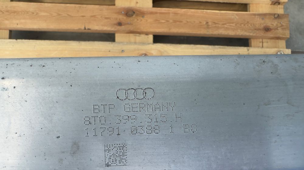 Преден мост AUDI A4 B8 A5 8T 8T0399315H 8T1399345G