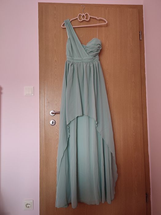 Rochie BOOHOO lunga de ocazie, mărimea 34 NOUA!!