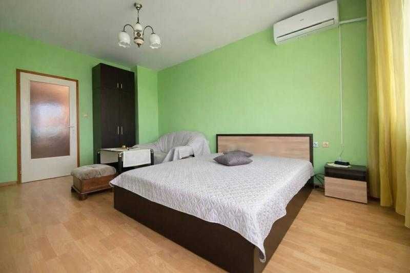 Напълно обзаведен апартамент в „Братя Миладинови“