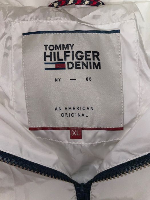 Tommy Jeans (модел TJM Pop Over Anorak)