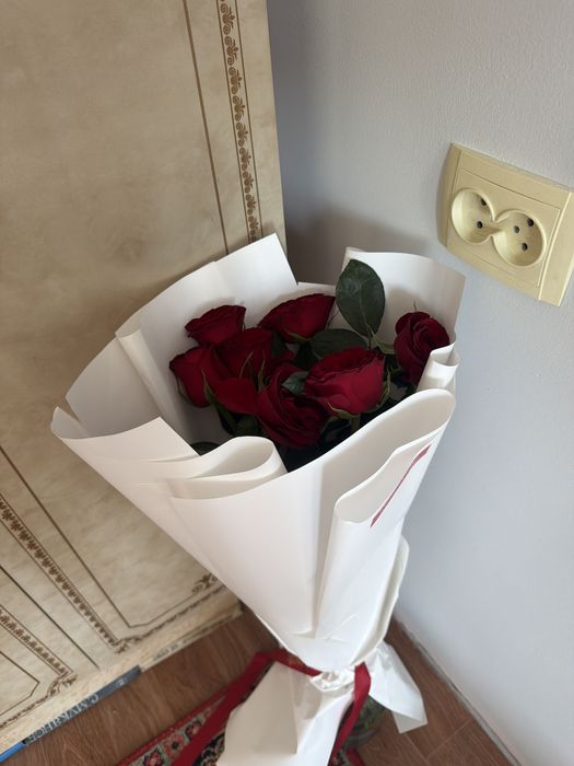 Гүлдер сатылады Цветы