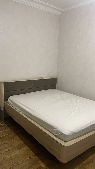 Продаю кровать двухспальная