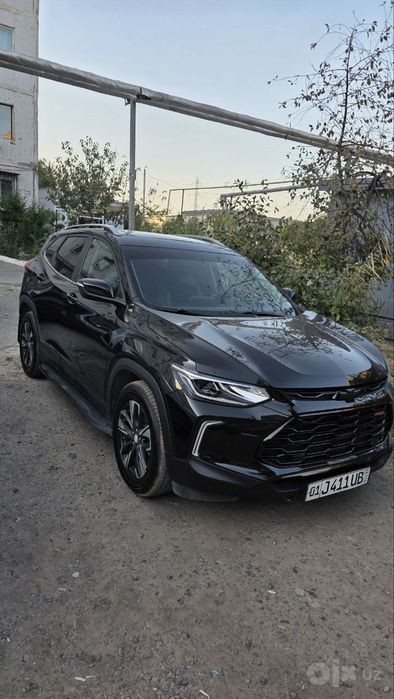 Chevrolet treker srochna sotiladi