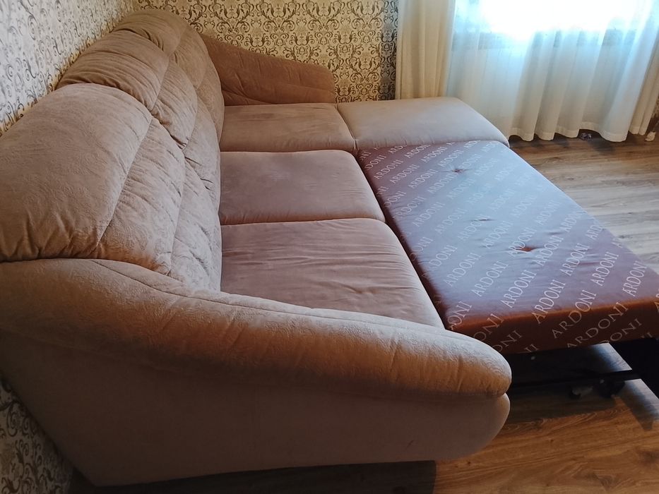 Продается диван кровать состояние хорошее