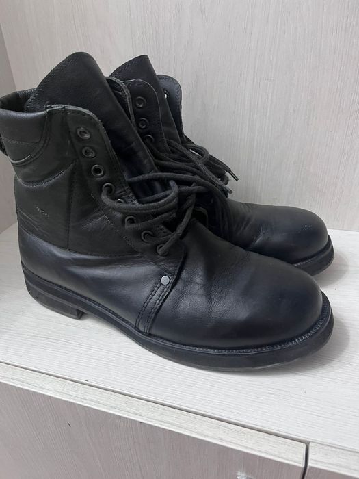 Продам ботинки берцы