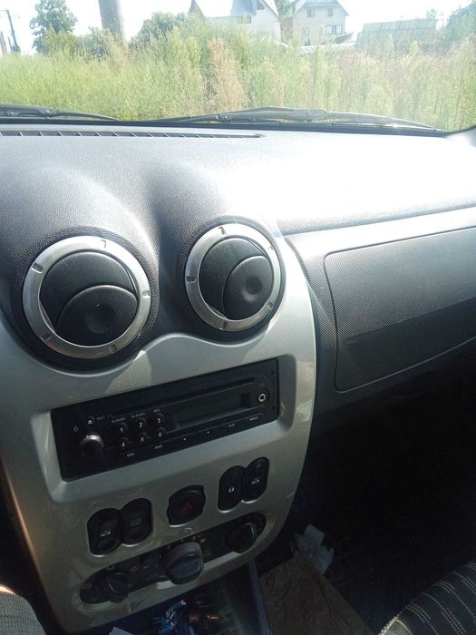 DACIA Logan MCV 2011 — imagine 4