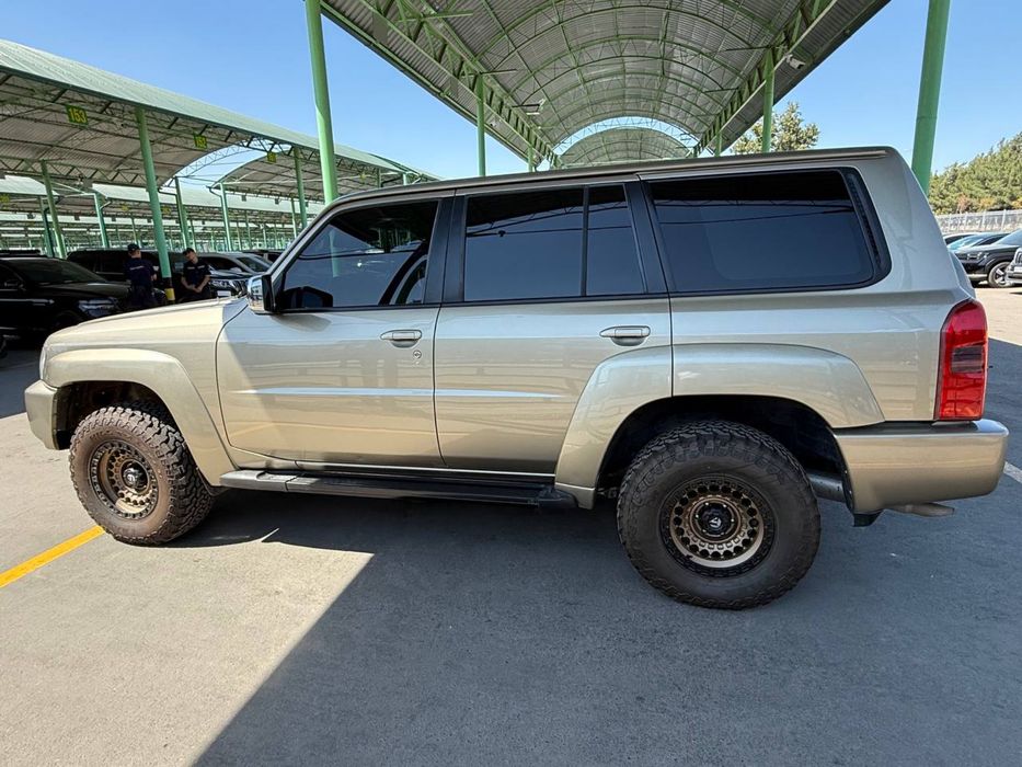 Nissan Patrol Safari