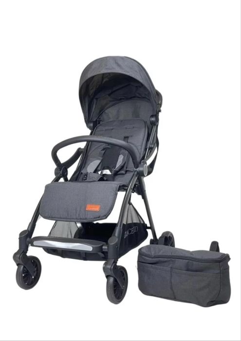 Продам новая коляска