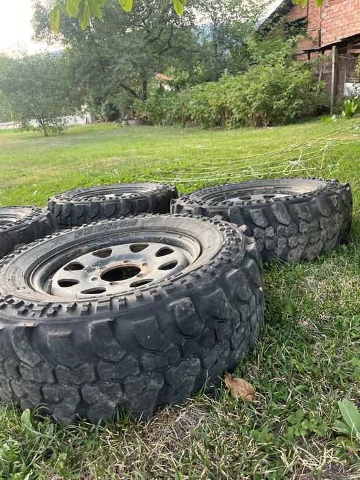 Разпродажба на джанти и гуми