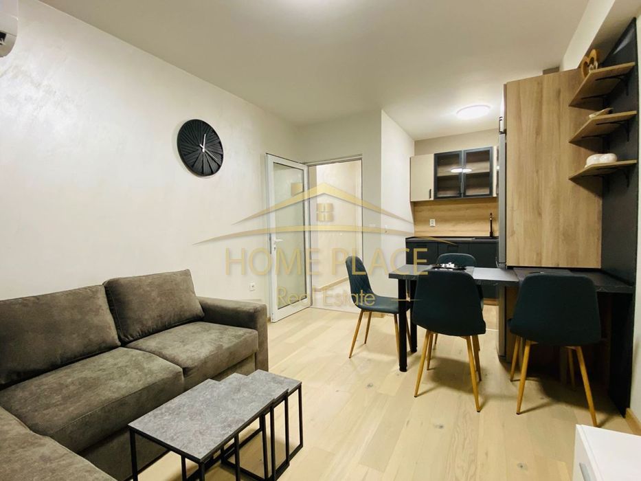 Дава се под наем Двустаен апартамент в Варна, Център - 66 кв.м за 777.75 € - Снимка #1