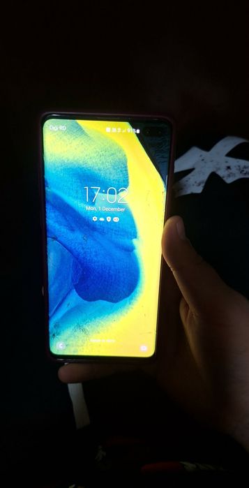 Samsung s10+ functional