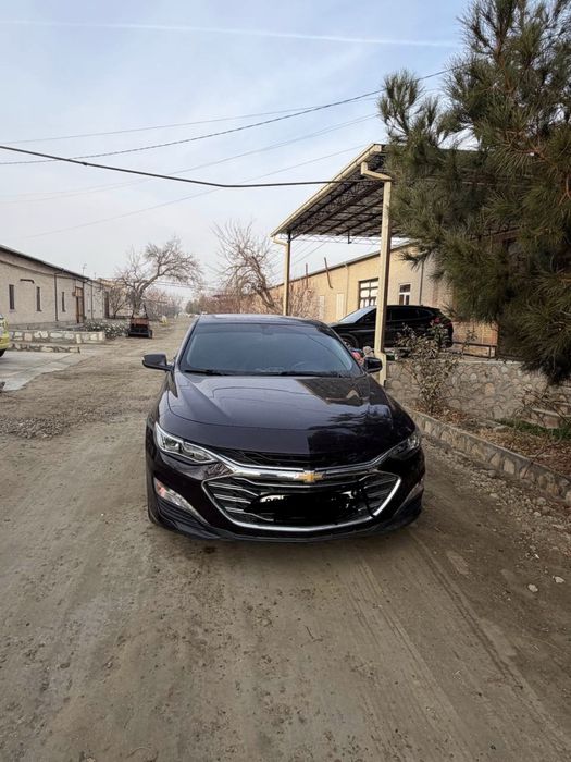 Malibu 2 premier turbo 2021 yil 91000 km halol yurgan