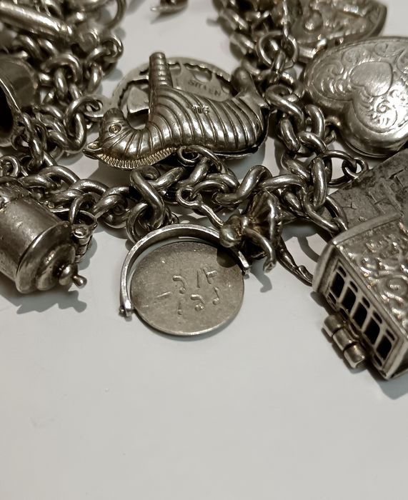 Сребърна гривна 54гр