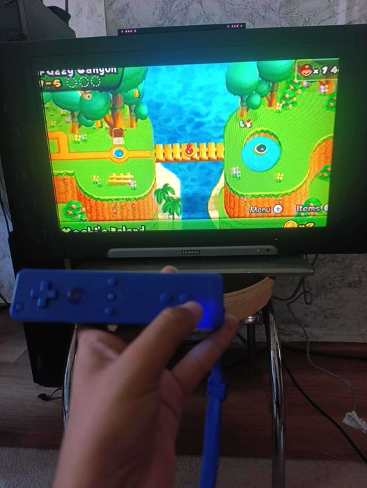 Nintendo Wii - МОДНАТА С 8 ИГРИ