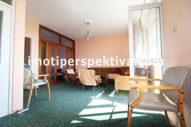 Продава се Двустаен апартамент в Пловдив, Център - 50 кв.м за 2240 €/кв.м - Снимка #2