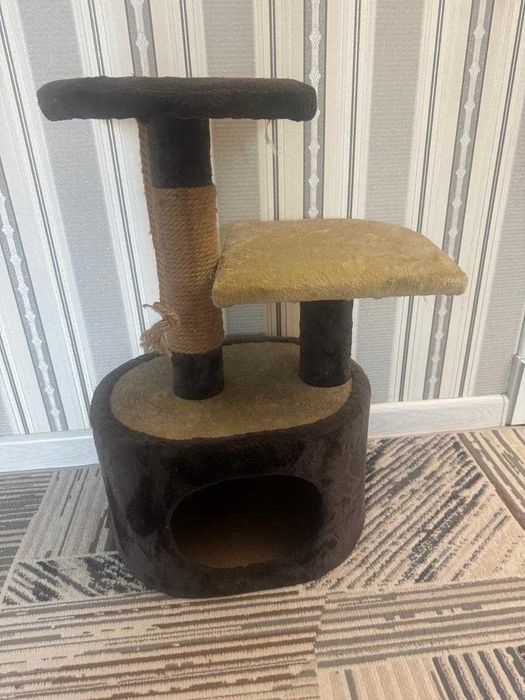 Продам когтеточку для кота.