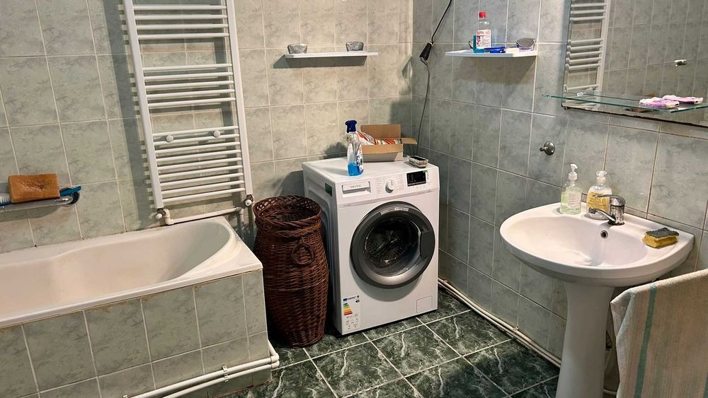 Casa de vânzare zona Grui