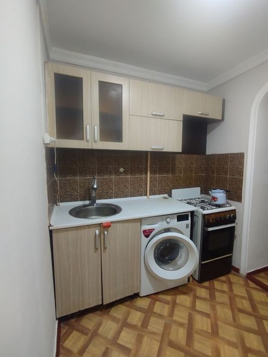 Ijaraga kvartira beriladi mikrayon Detiski balitsa olda 2 xona 2 etaj