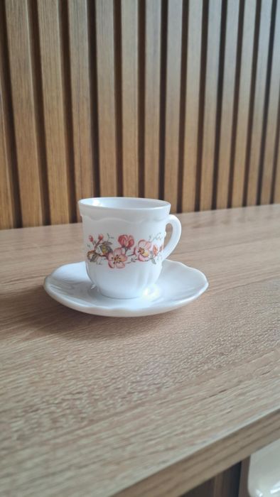 Ретро винтидж сервиз за кафе от френски аркопал