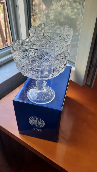 Продам вазочки конфетницы.