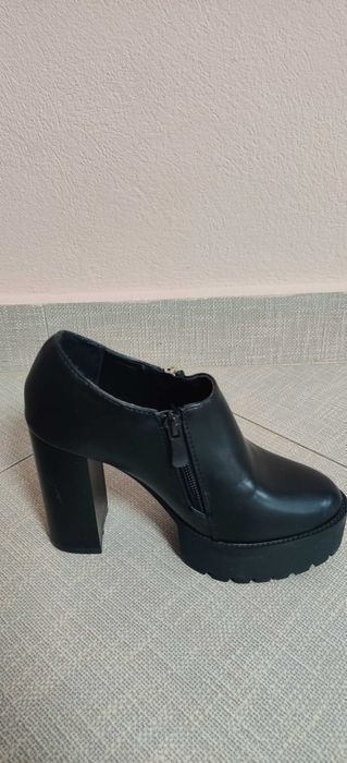 Pantofi cu platformă LULUX