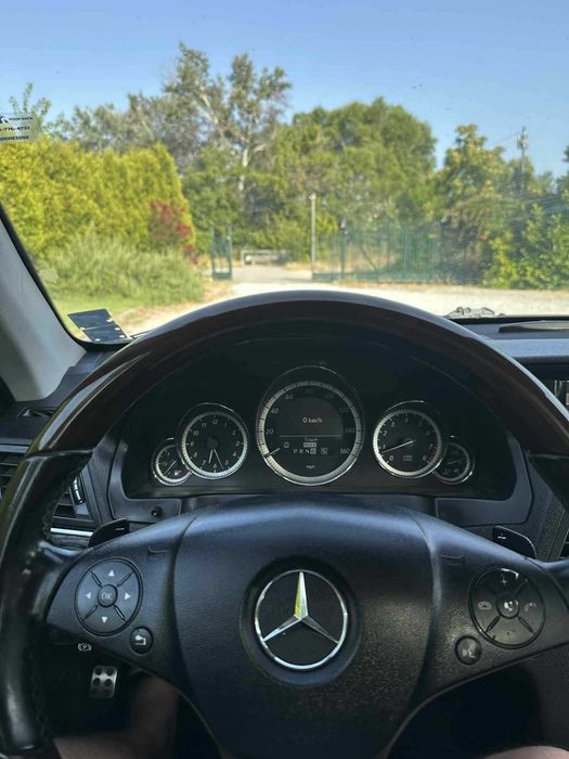 Mercedes-Benz E550 coupe *FULL *HARMAN KARDON *PANORAMA