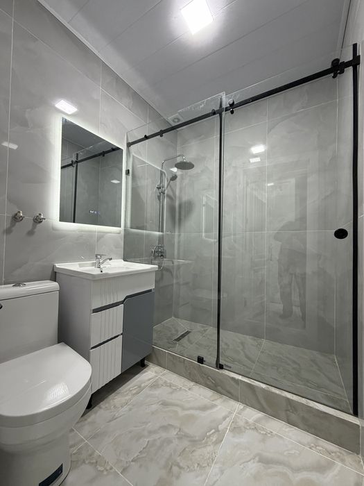 2 xonali kvartira sotiladi