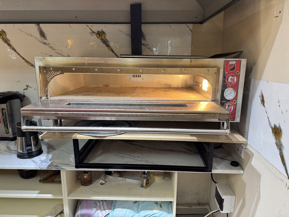 продается печь для пиццы silverinox