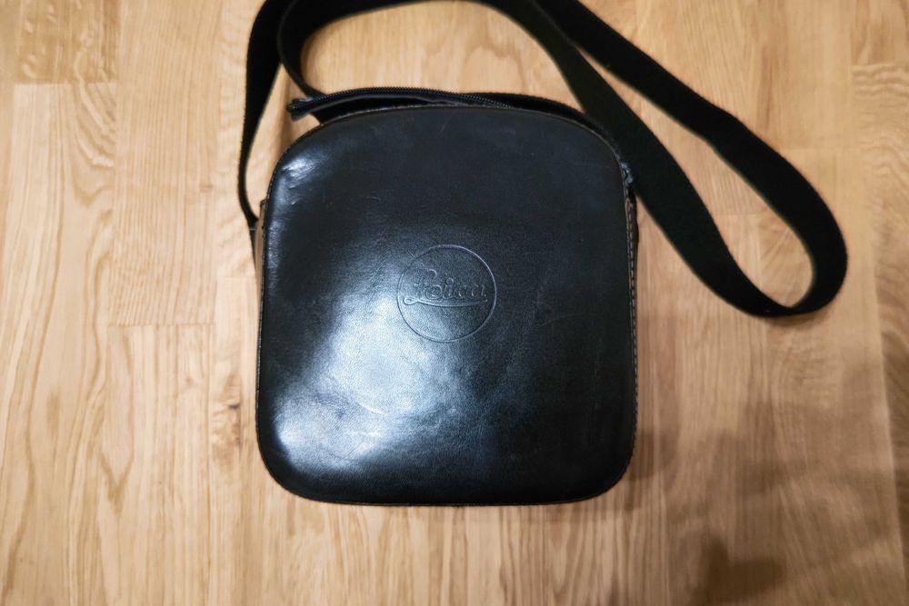 Aparat foto digital Leica Digilux 2 + accesorii originale RARITATE în stare excelentă