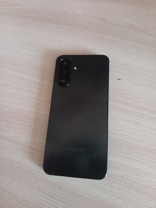 Samsung a17 256/8
