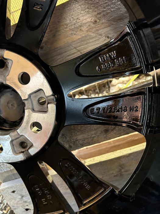 Jante BMW X1 F48 F49 Facelift X2 F39 Black Edition Noi R18