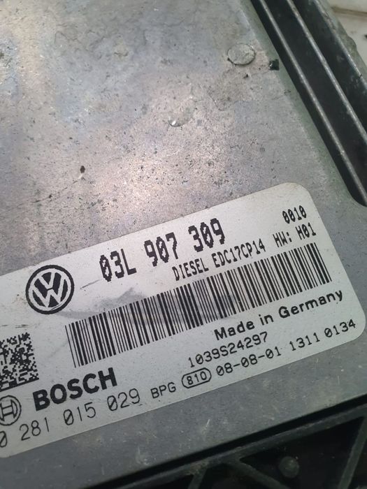 Calculator motor ecu 2.0 tdi cbbb 03L907309 Volkswagen VW Passat B6 [