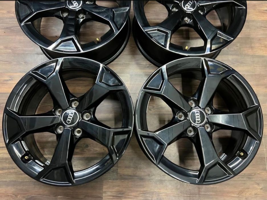 Jante originale Audi Q3/Vw Tiguan  r17 anvelope de iarnă 215 65 r17