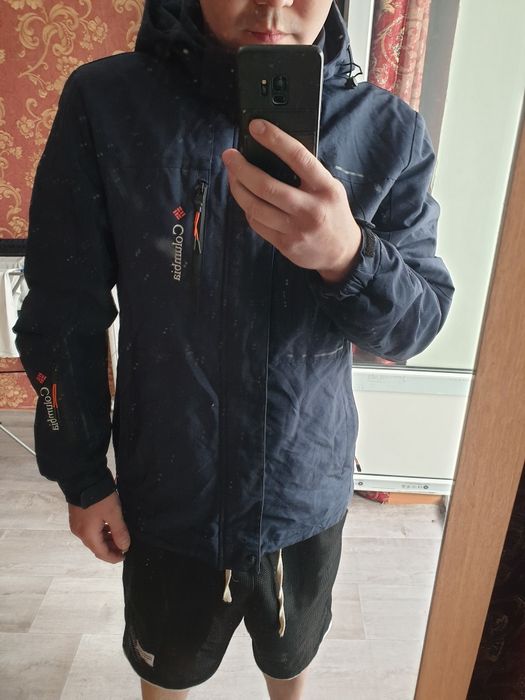 Продам куртку в хорошем состоянии