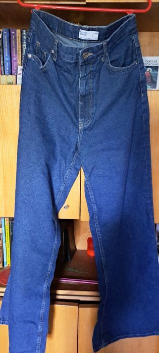 Pantaloni denim,  noi,  mărimea 40 -42