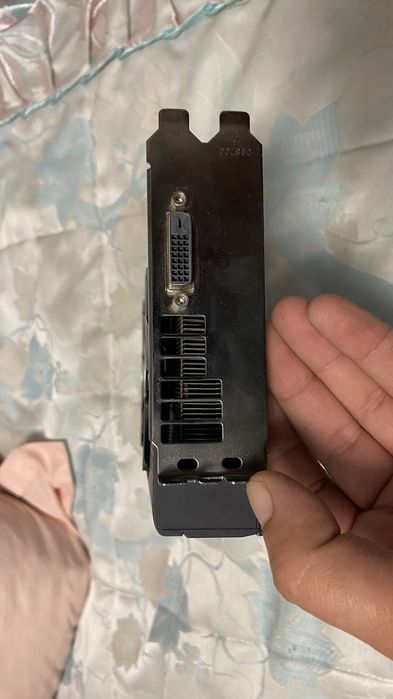 Продам видеокарту Sapphire RX470 4 gb