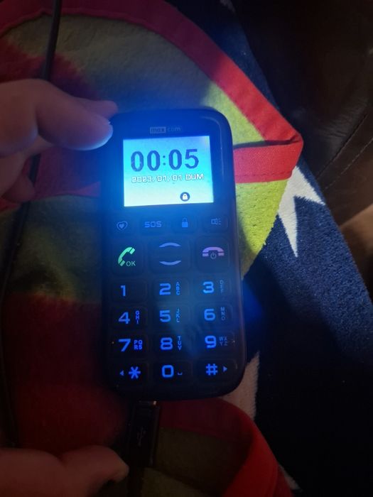 Vând Telefon.pe butoane