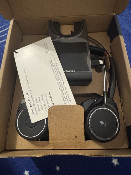 Casti bluetooth Poly Voyager Focus UC B825-M