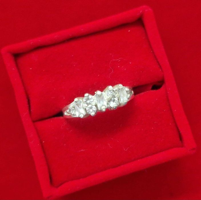AG154,inel argint 925,nou/marcat, zirconii albe, ideal cadou