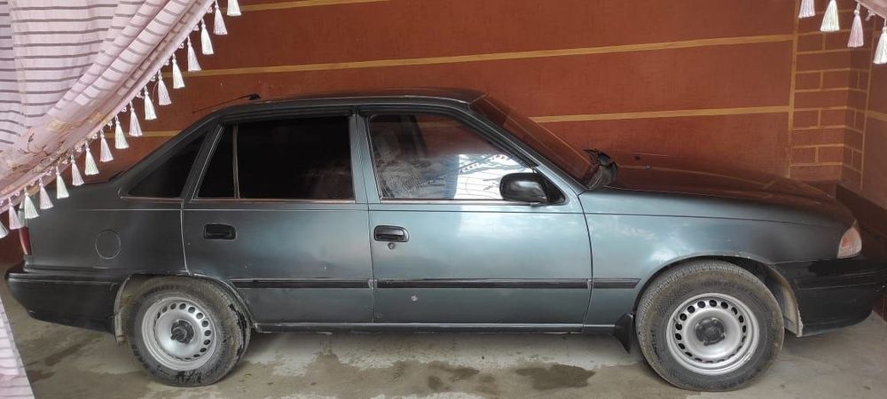Нехиа 1 сотилади  2000$