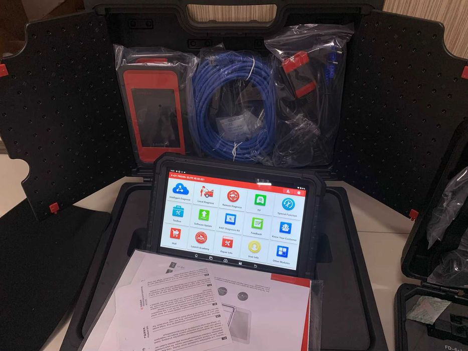 LAUNCH X431 PRO3S Plus V5.0 + Smartlink (autoturisme + camioane, 2025)